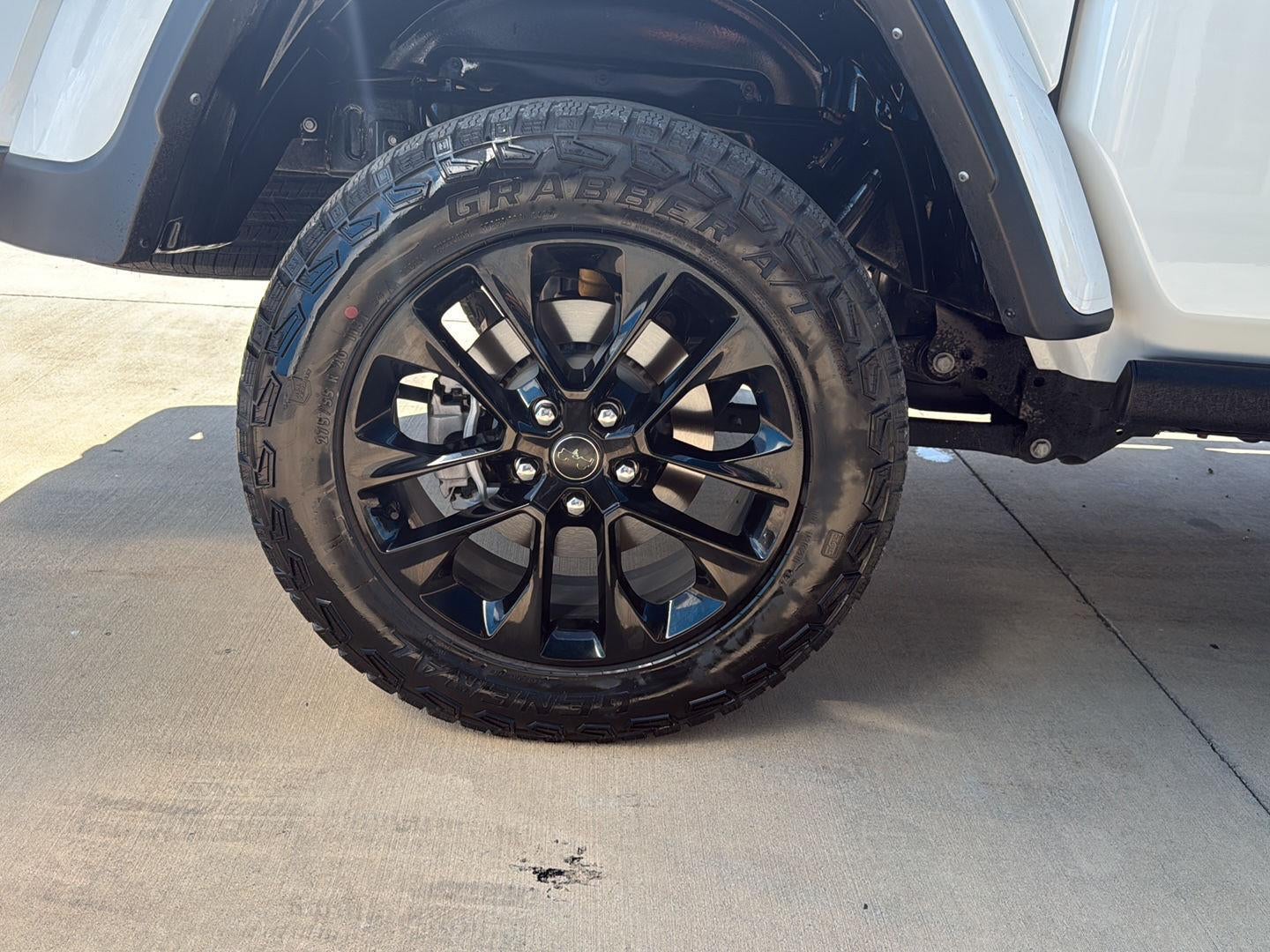 2025 Jeep Gladiator Nighthawk