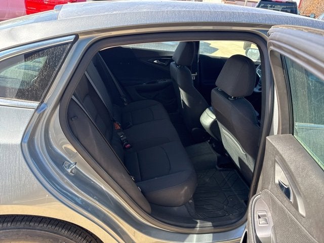 2025 Chevrolet Malibu LS