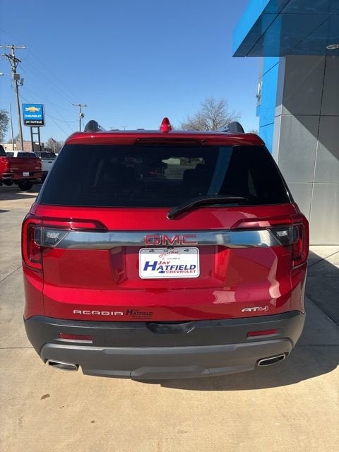 2023 GMC Acadia AT4