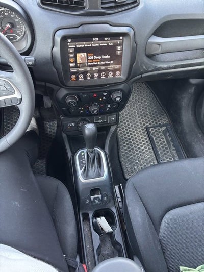 2023 Jeep Renegade Latitude