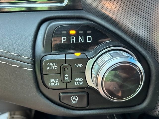 2022 RAM 1500 Limited Crew Cab 4x4 5'7" Box