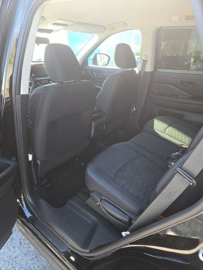 2025 Nissan Pathfinder S 4WD