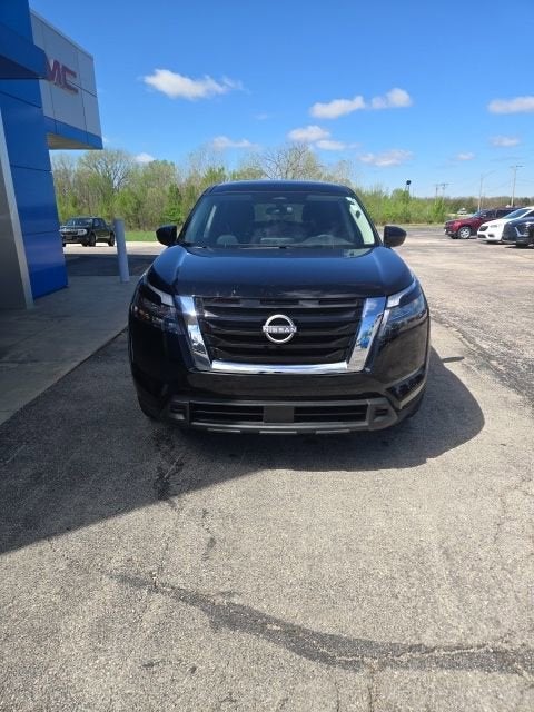 2025 Nissan Pathfinder S 4WD
