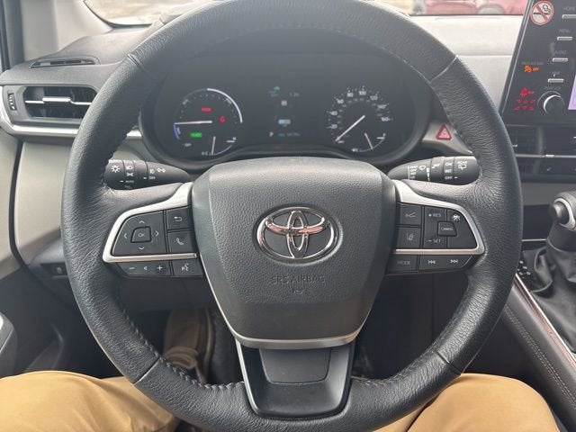 2023 Toyota Sienna XLE