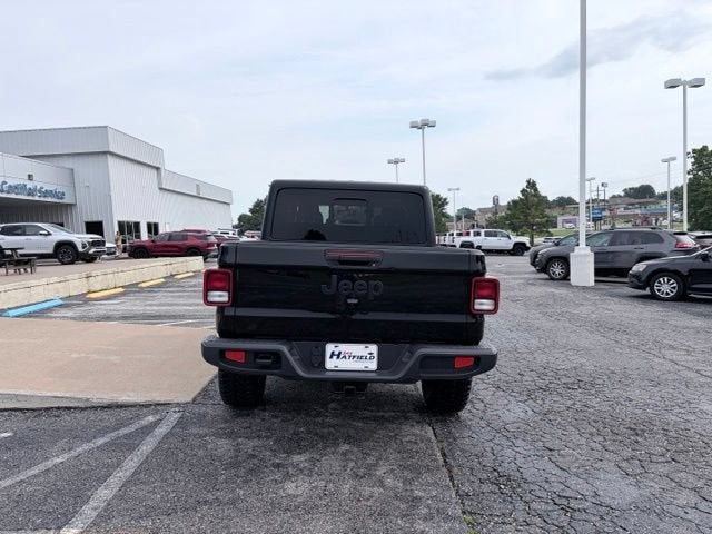 2022 Jeep Gladiator Sport S