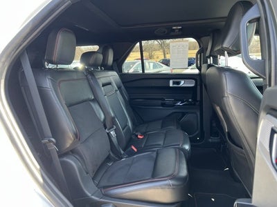 2022 Ford Explorer ST-Line