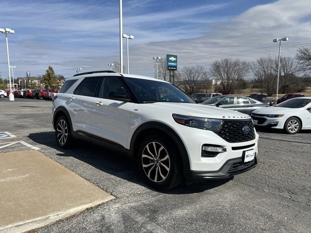 2022 Ford Explorer ST-Line