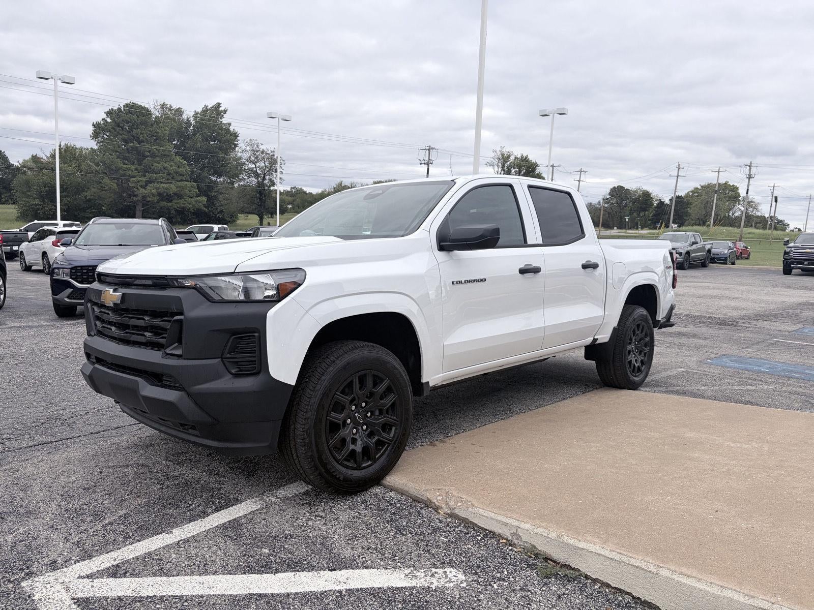 2026 Chevrolet Colorado Work Truck - Photo 4