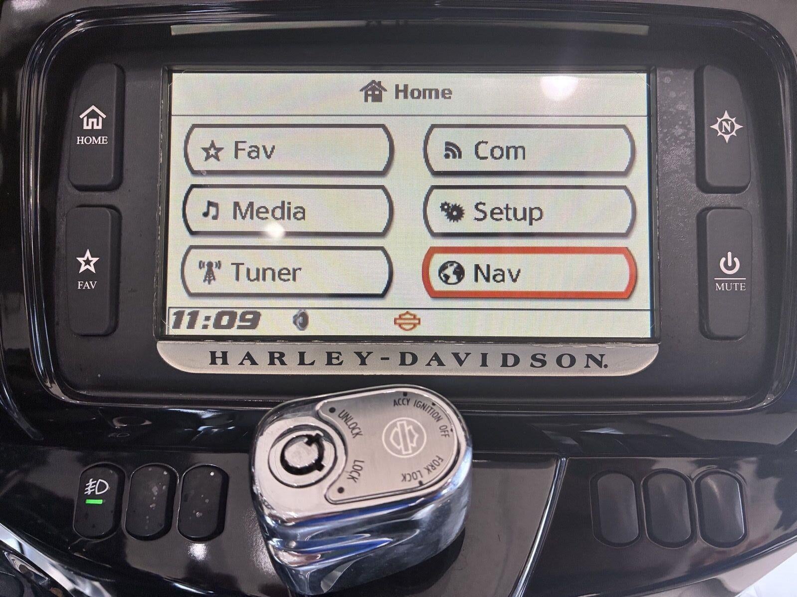 2014 HARLEY-DAVID FLHTK Base