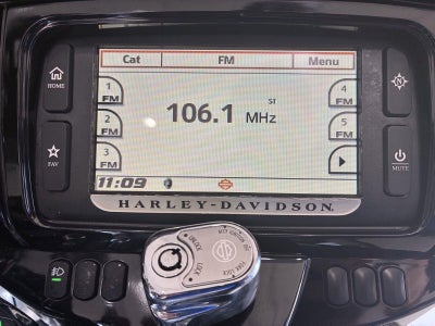 2014 HARLEY-DAVID FLHTK Base