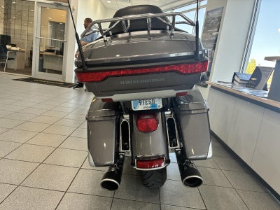 2014 HARLEY-DAVID FLHTK Base