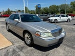 2006 Lincoln Town Car Signature Limited