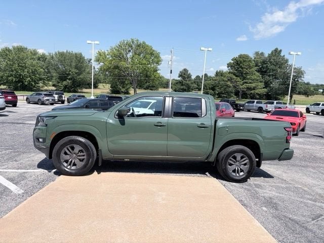 2025 Nissan Frontier SV