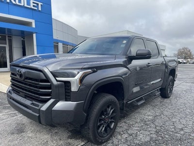 2025 Toyota Tundra 4WD SR