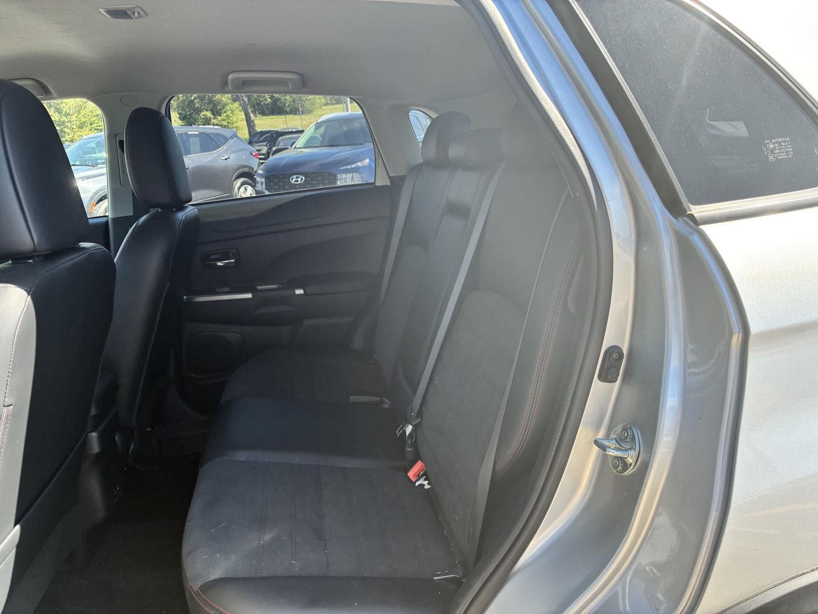 2025 Mitsubishi Outlander Sport SE - Photo 11