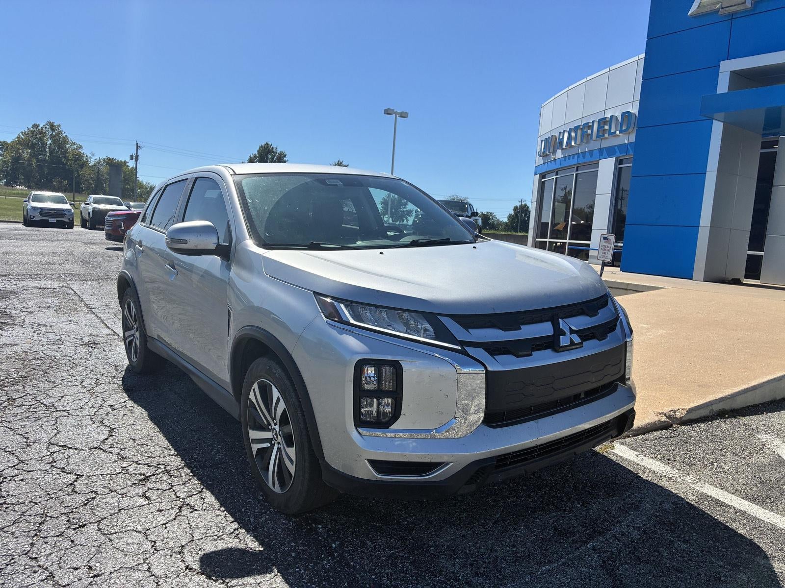 2025 Mitsubishi Outlander Sport SE - Photo 2