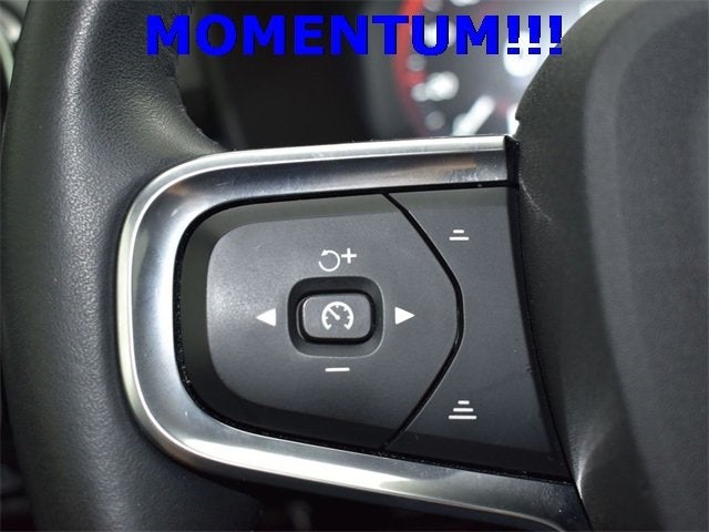 2020 Volvo XC40 Momentum
