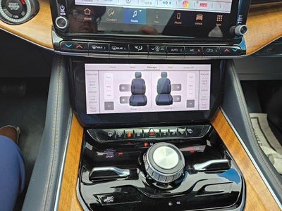2022 Jeep Grand Wagoneer Series II