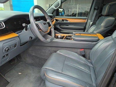 2022 Jeep Grand Wagoneer Series II