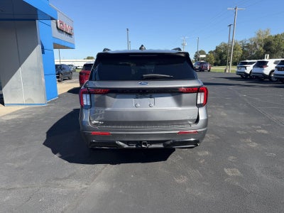 2025 Ford Explorer ST-Line