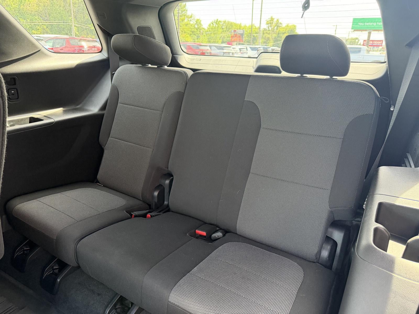 2023 Chevrolet Traverse Base