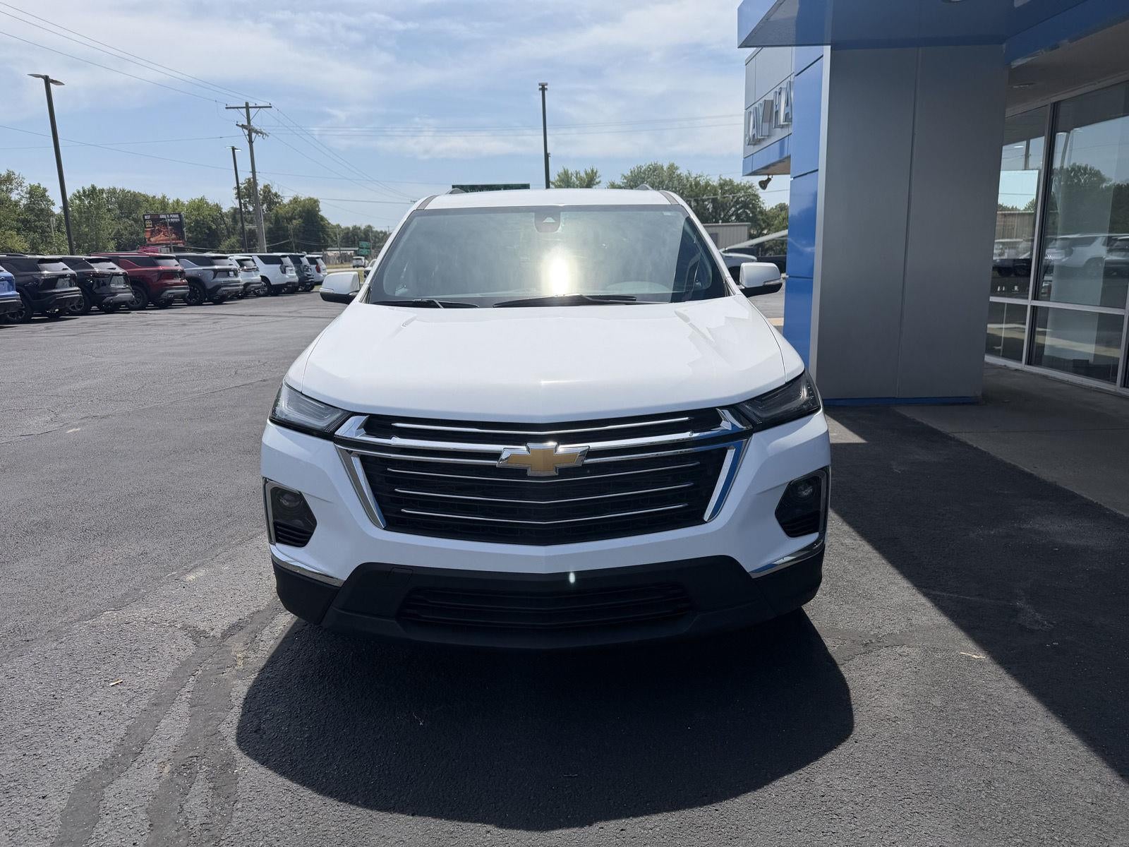 2023 Chevrolet Traverse Base