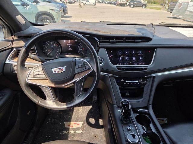 2022 Cadillac XT5 Premium Luxury