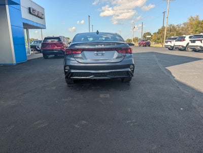 2024 Kia Forte Base