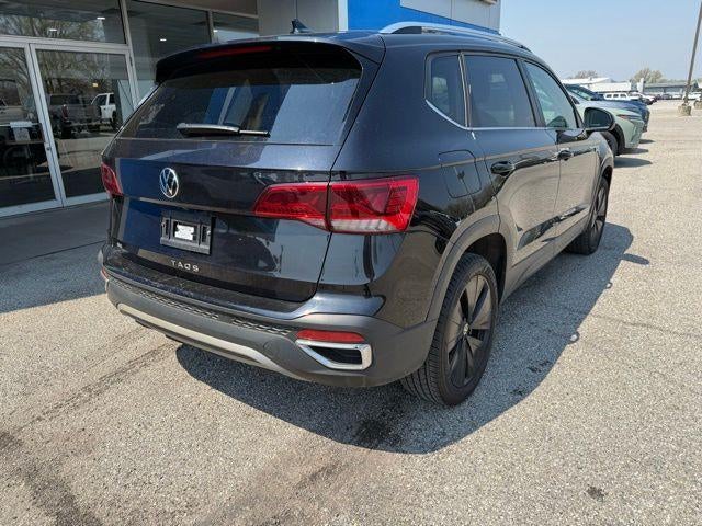 2024 Volkswagen Taos SE