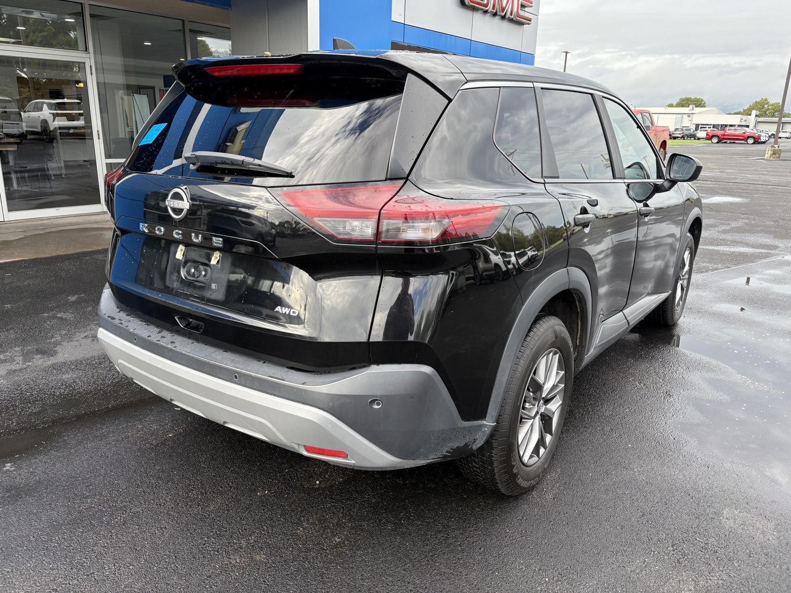 2023 Nissan Rogue Base