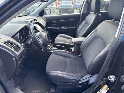 2023 Mitsubishi Outlander Sport ES