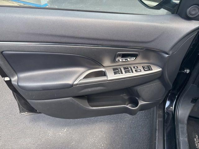 2023 Mitsubishi Outlander Sport ES