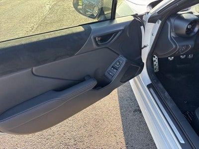 2025 Toyota GR86 Premium