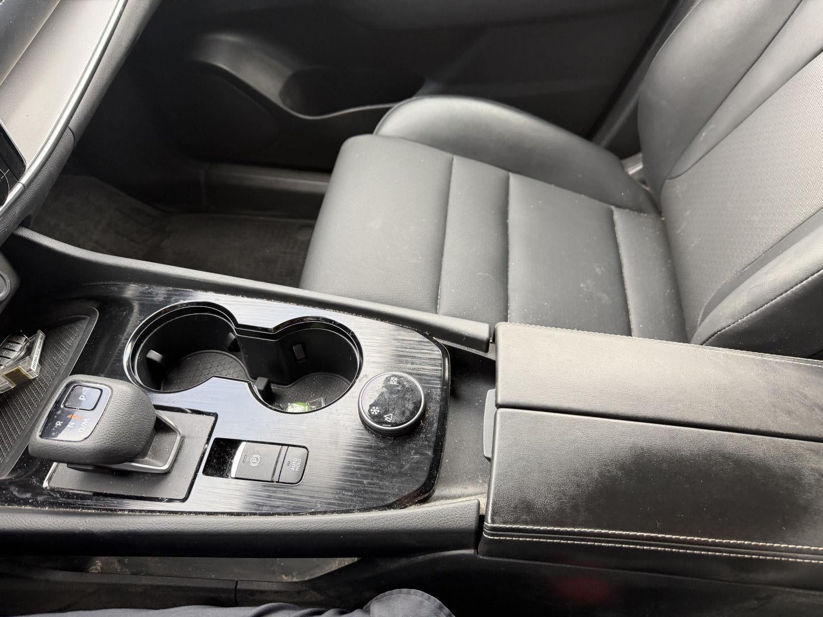 2022 Nissan Rogue Base
