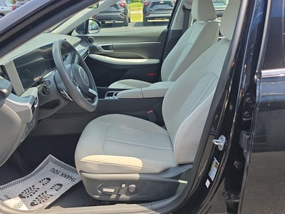 2025 Hyundai Sonata Base