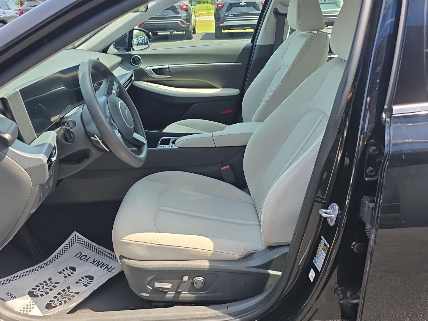 2025 Hyundai Sonata Base