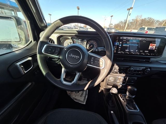 2024 Jeep Wrangler 4-Door Sahara 4x4