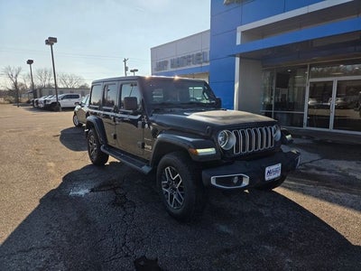 2024 Jeep Wrangler 4-Door Sahara 4x4