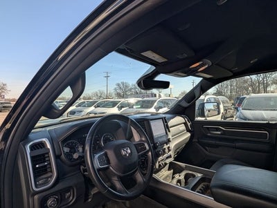 2022 RAM 1500 Big Horn Crew Cab 4x4 5'7' Box