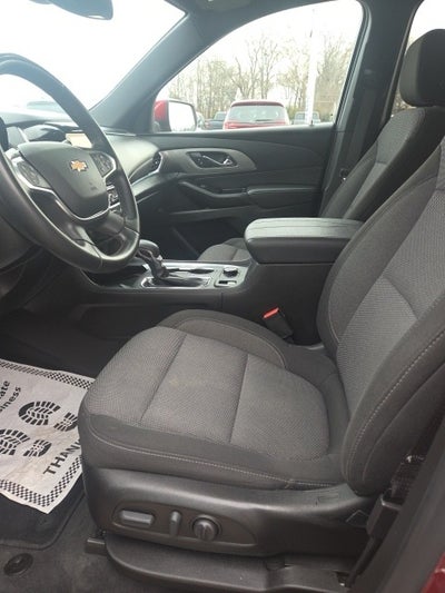 2023 Chevrolet Traverse AWD LT Cloth
