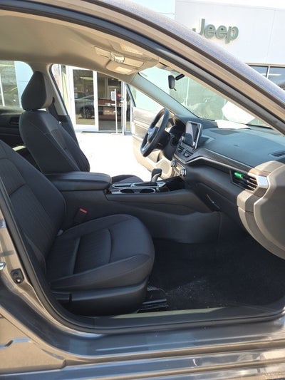 2024 Nissan Altima SV FWD