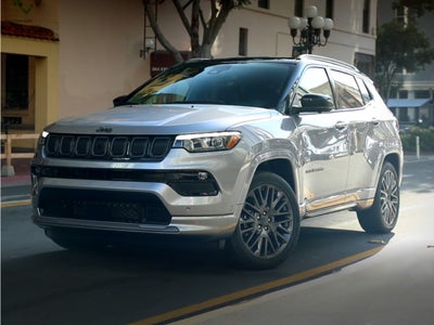 2022 Jeep Compass Latitude FWD