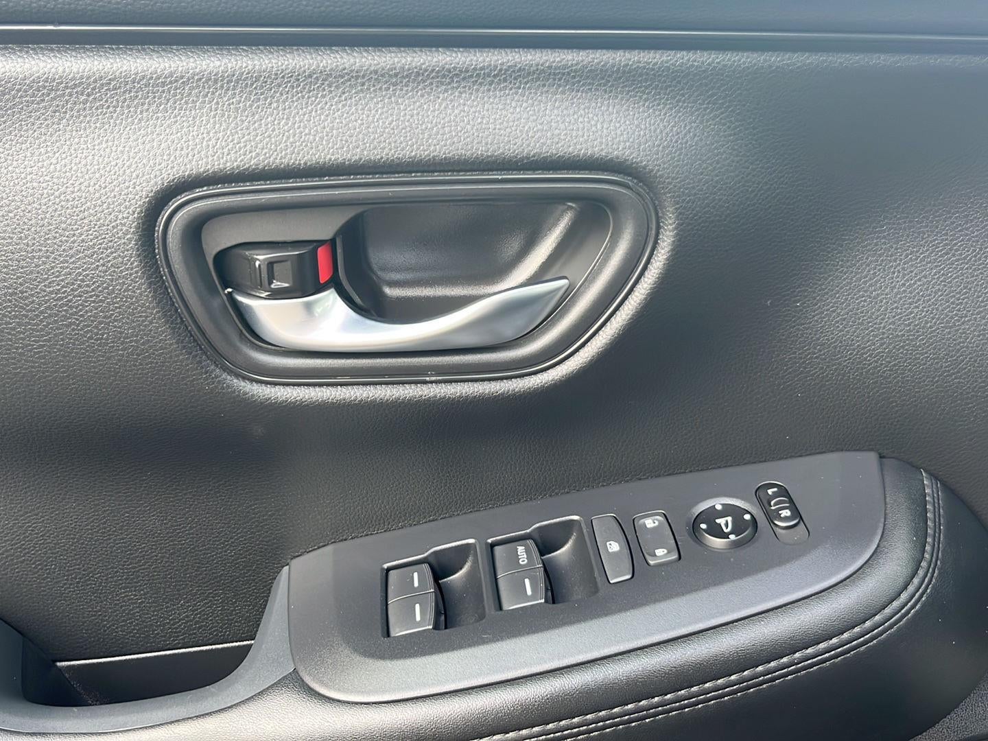 2025 Honda HR-V AWD LX
