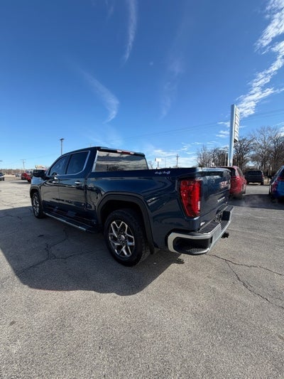 2023 GMC Sierra 1500 4WD Crew Cab Short Box SLT