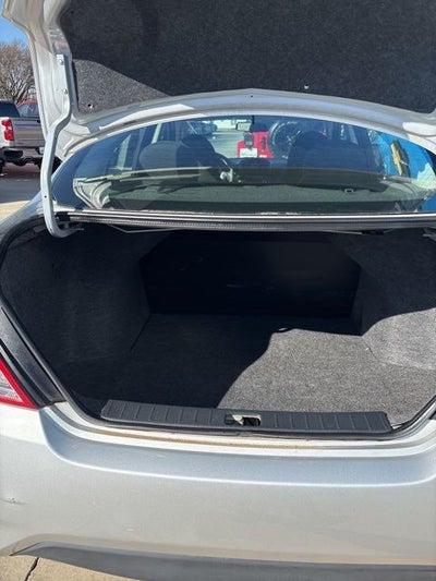 2016 Nissan Versa 1.6 S Plus