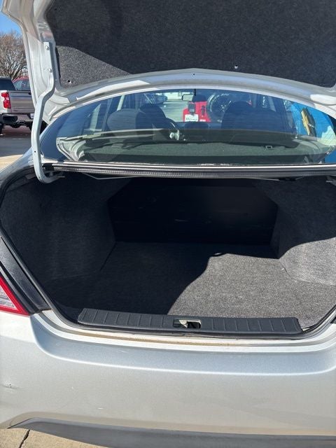 2016 Nissan Versa 1.6 S Plus