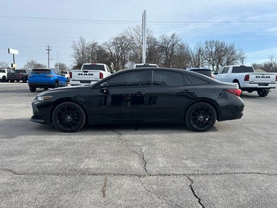 2022 Toyota Avalon XSE Nightshade Hybrid