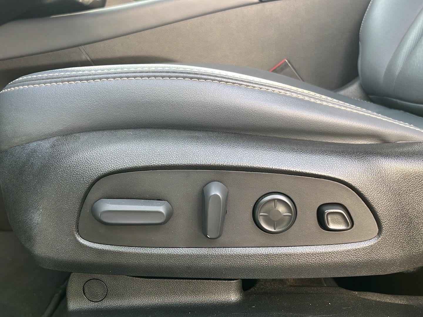 2022 Buick Enclave FWD Premium