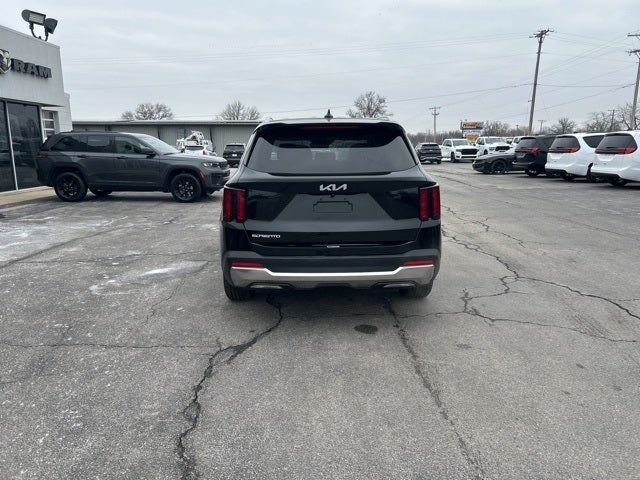 2024 Kia Sorento S