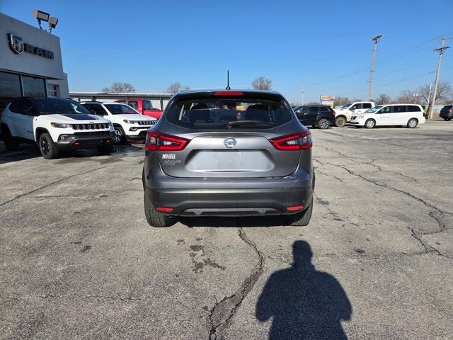 2021 Nissan Rogue Sport S FWD Xtronic CVT